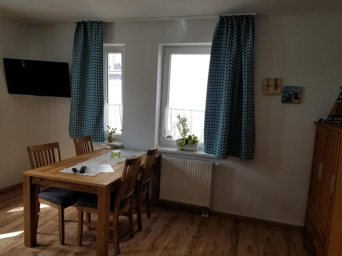 Altstadt Ferienwohnung Stralsund Mit Parkplatz Exteriör bild