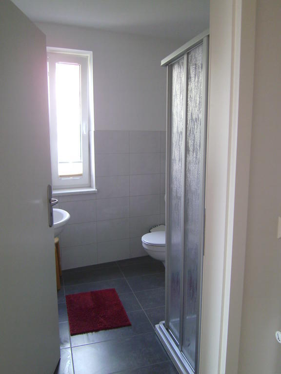 Altstadt Ferienwohnung Stralsund Mit Parkplatz Rum bild