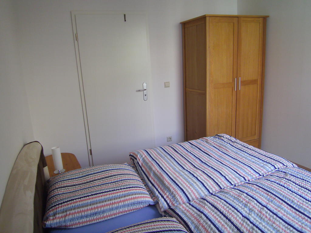 Altstadt Ferienwohnung Stralsund Mit Parkplatz Rum bild